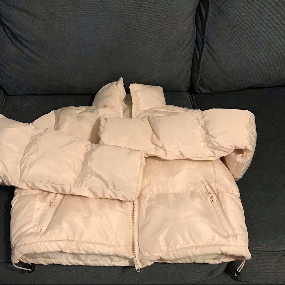 Beige Cropped Puffer Jacket